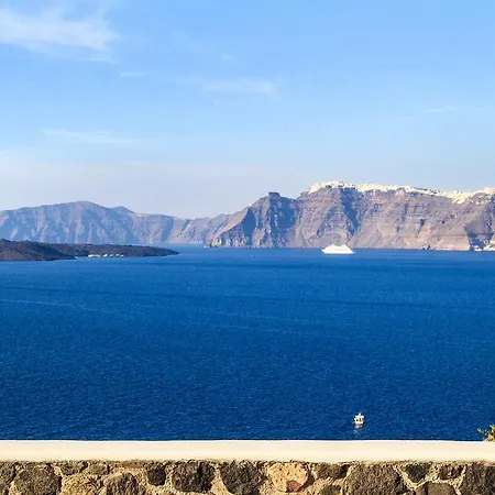 Alba Caldera Villa *