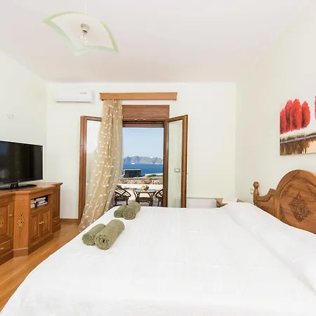 Alba Caldera Villa Holiday home