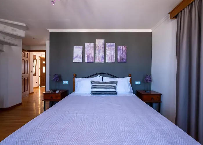 Alba Caldera * Akrotírion