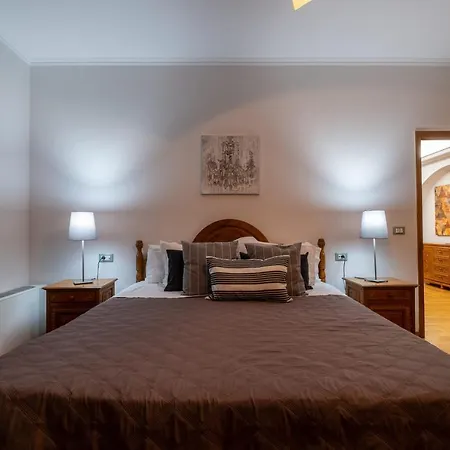 Alba Caldera Villa *